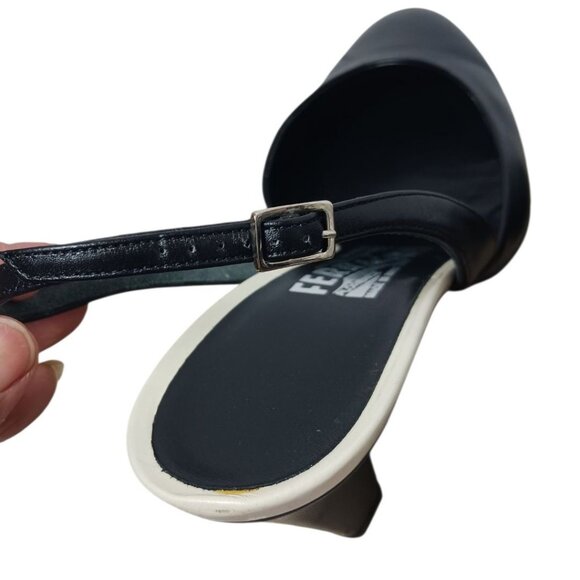Salvatore Ferragamo Leather Slingback Heels With Contrast Sole Blk/Wht Size 6,5 - Picture 2 of 13